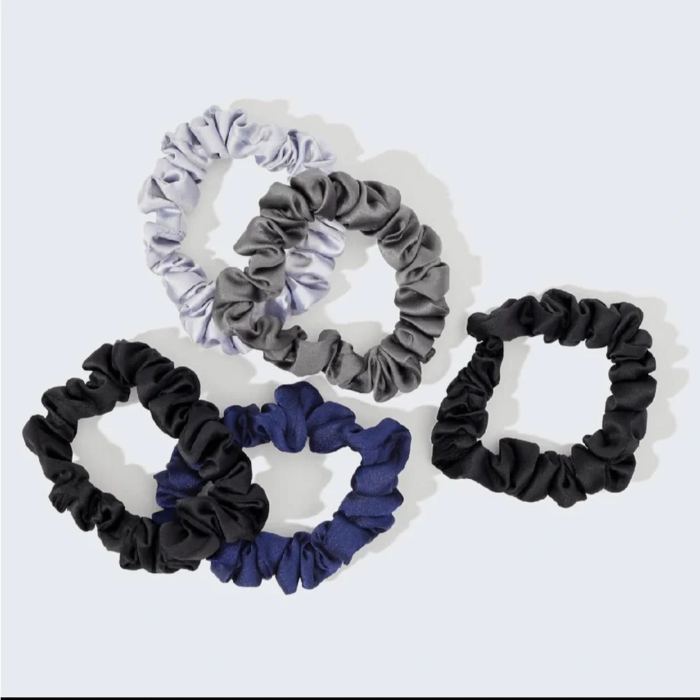 NWT 5 Piece Satin Petite Scrunchies Set